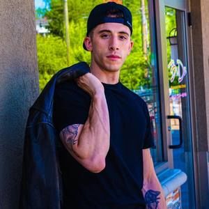 Meet your Posher, Frank